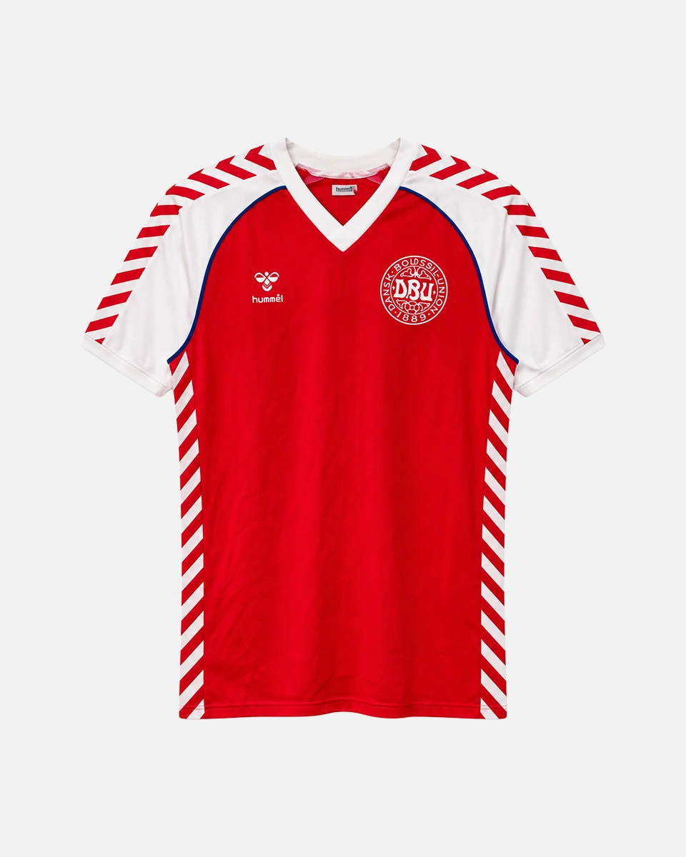 DANMARK MATCHWORN VILFORT, HJEMMEBANE 1984