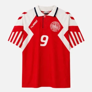 Danmarks røde match issue hjemmetrøje fra 1992 med DBU-logo og Hummel-design – nummer 9 Povlsen i størrelse L