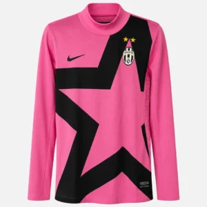 Juventus lyserød udebanetrøje fra 2011/12 med sort stjerne og Nike-logo – langærmet nummer 21 Pirlo i størrelse M